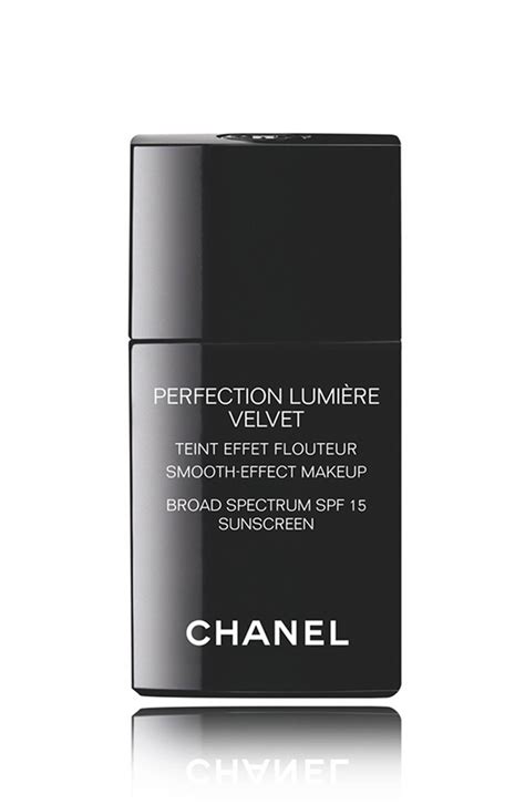 Perfection Lumiere Velvet Smooth Effect Makeup SPF15